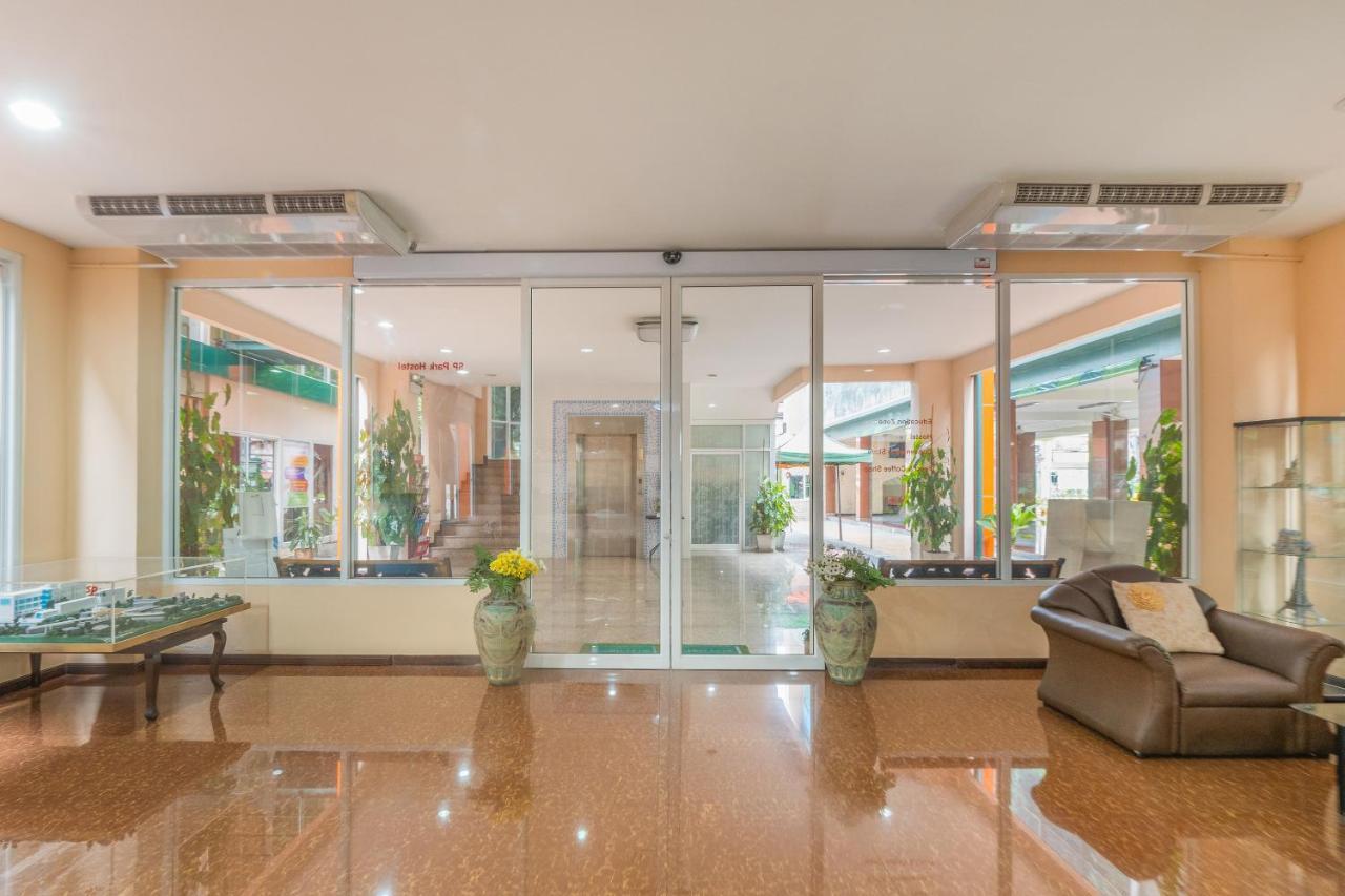 Sp Park Thaphra Hotell Bangkok Eksteriør bilde
